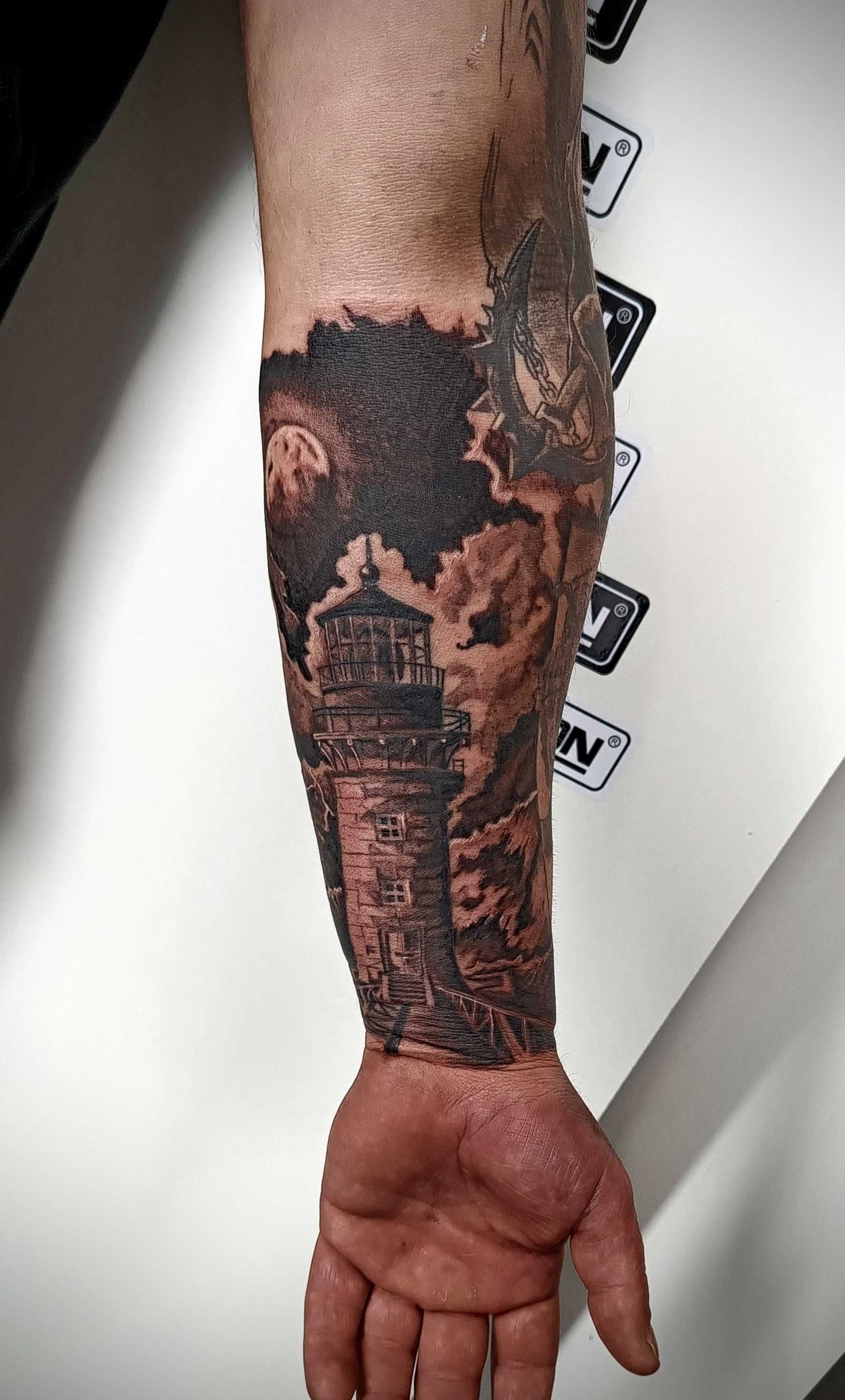 Tatuaje la domiciliu