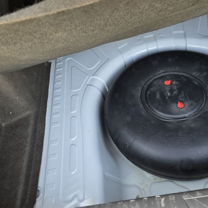 Кобальт ат сотилади