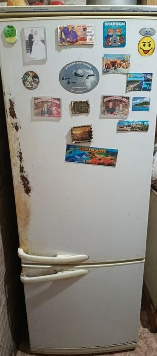 Холодильник рабочий