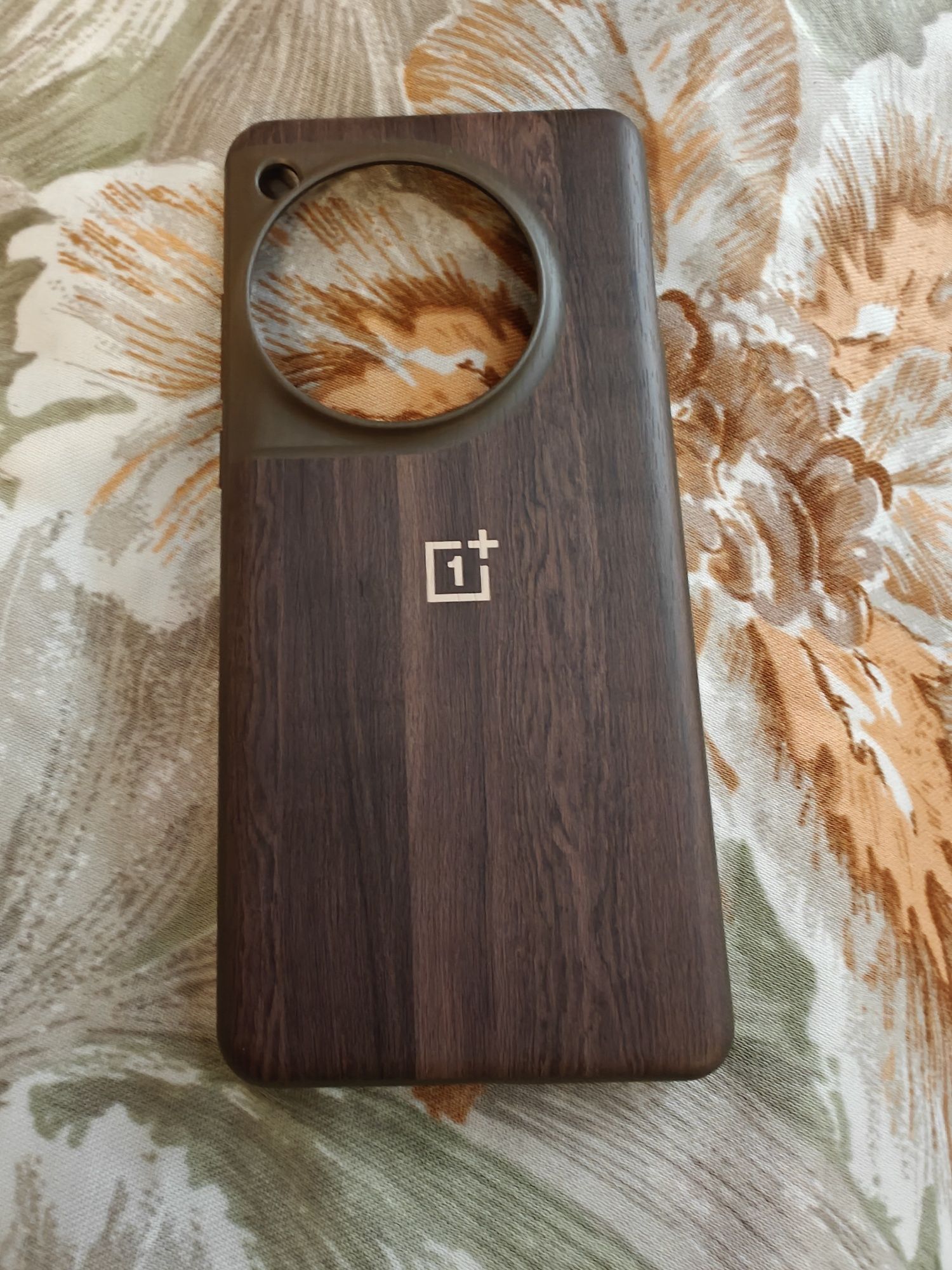 Vând husa telefon OnePlus 12