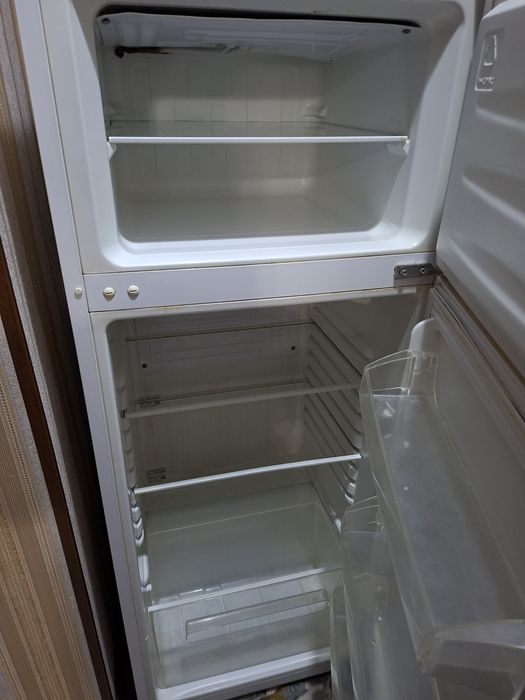 Sotiladi xolodilnikn