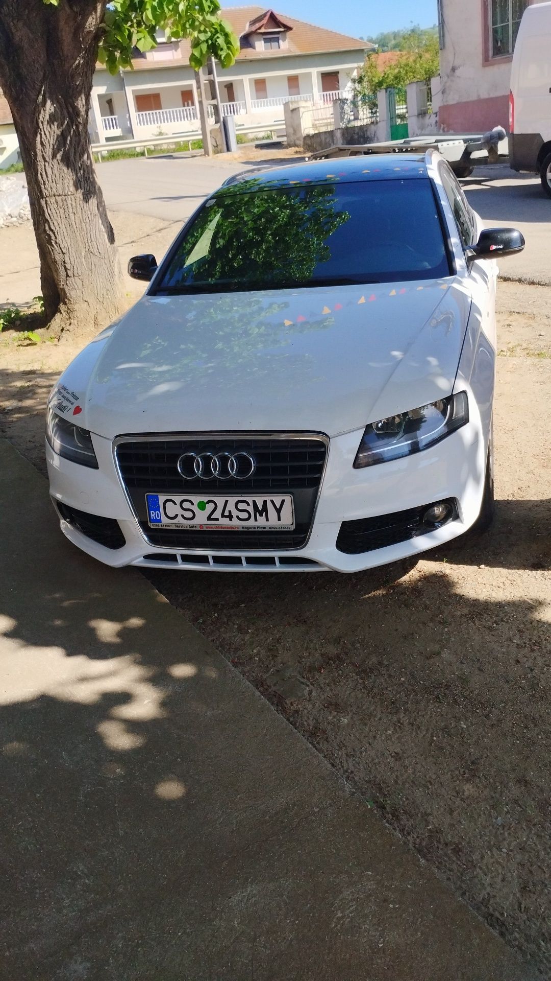 Audi A4 b8  20011