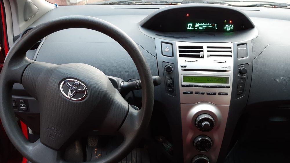 Toyota Yaris 2008 / 26.500km