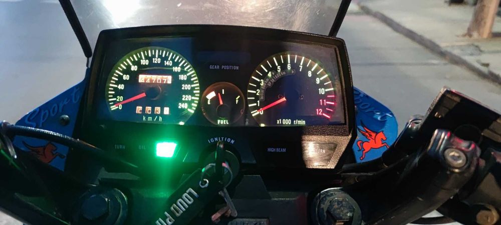 Suzuki GSX 550 ES 1986 година