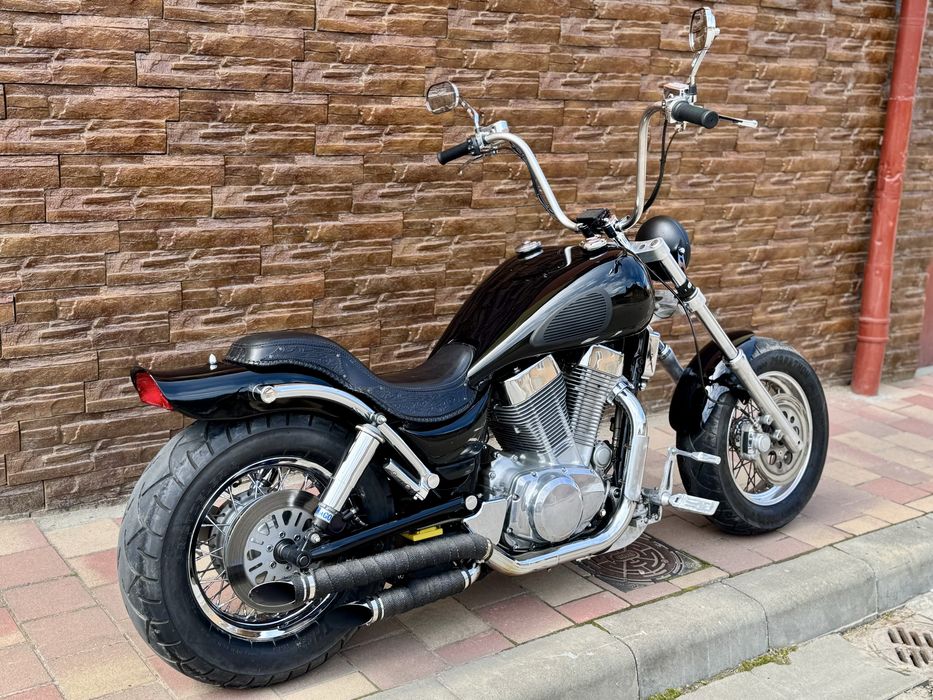 Suzuki Intruder VS 1400 custom