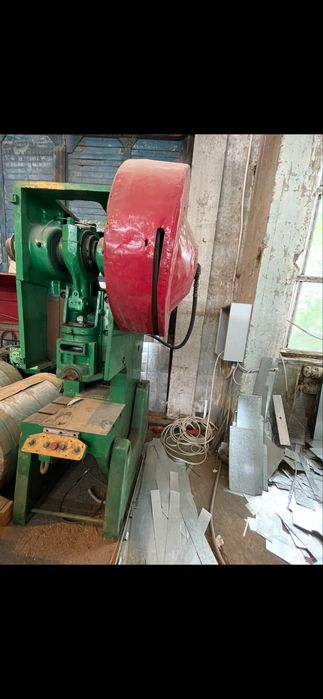 Пресс кривошипный 65,40,25