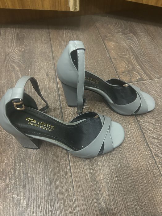 Продам босоножки в отличном состоянии