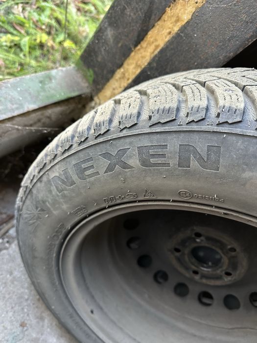 Зимние шины Nixen! Без дисков 205/60/r16
