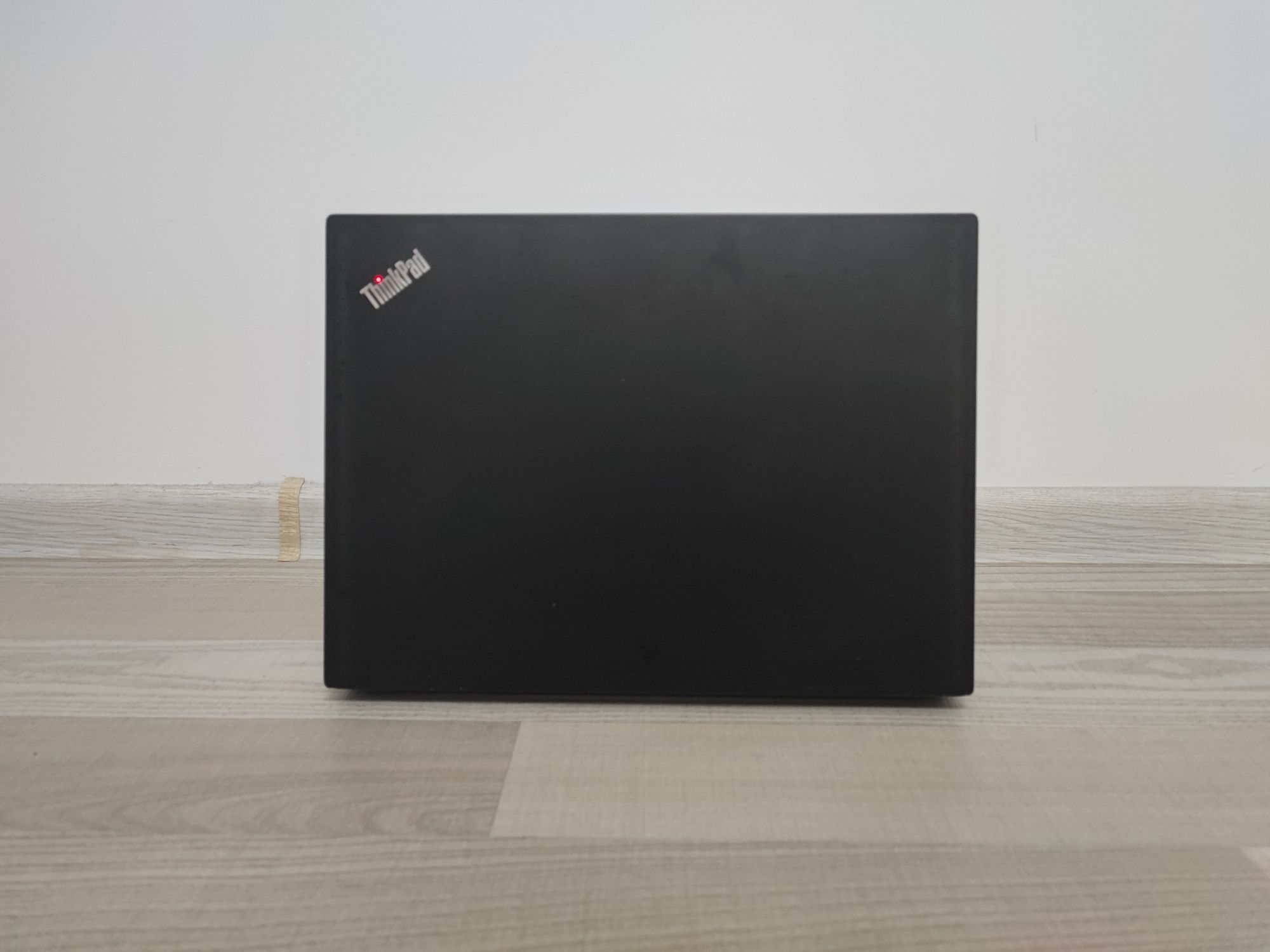 Laptop Lenovo i5 generatia 8 16GB RAM 1TB HDD windows 11 Pro mufa C