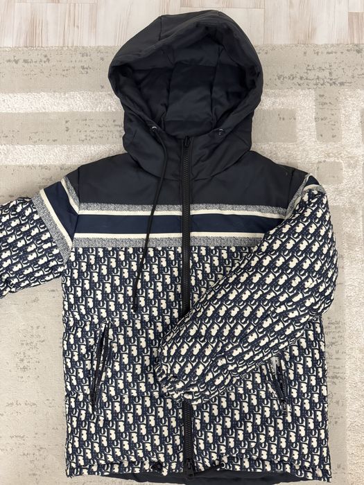 Пуховик  Christian Dior