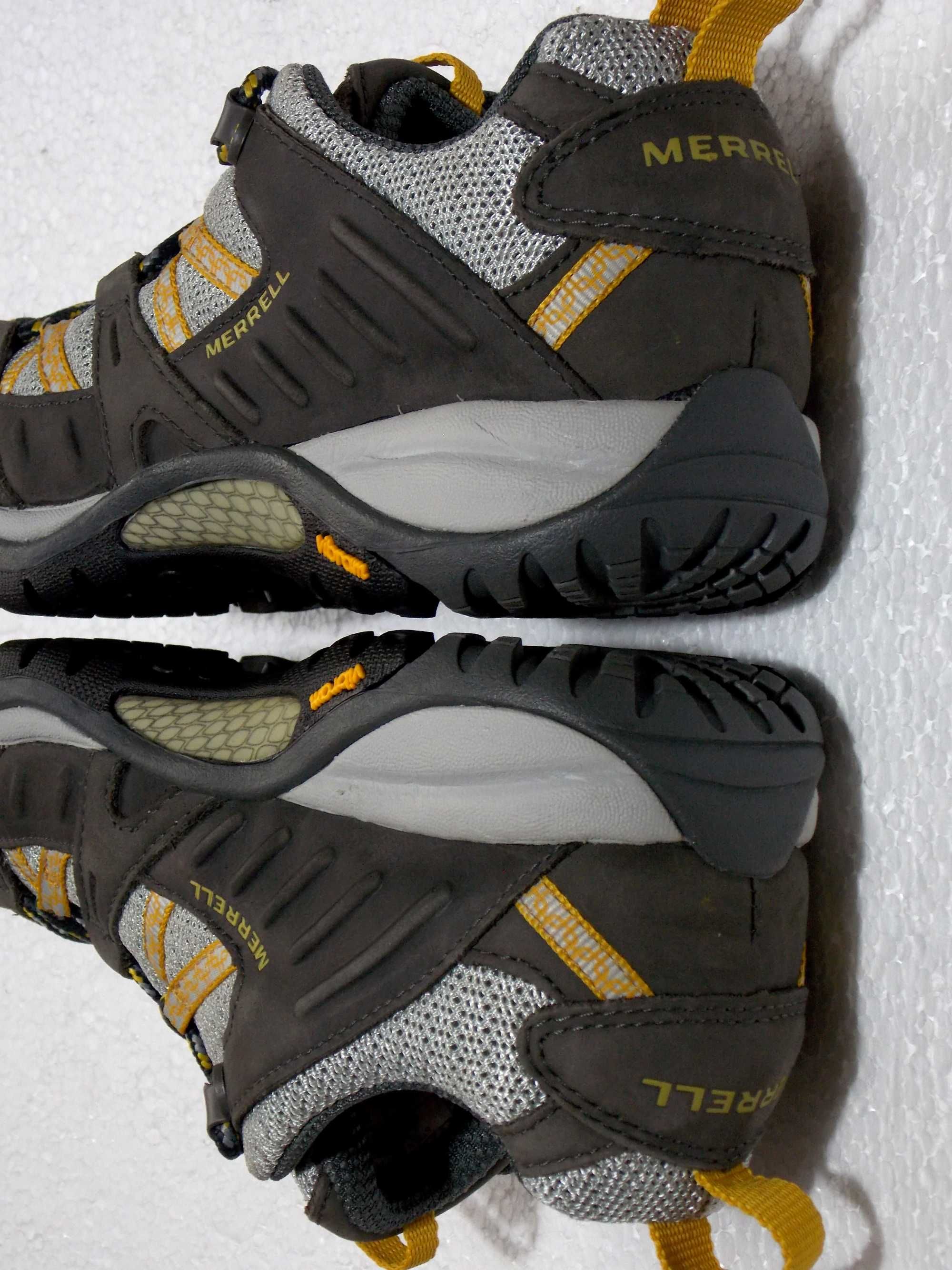 adidasi Merrell nr.36 Vibram munte drumetie alergare incataminte sport