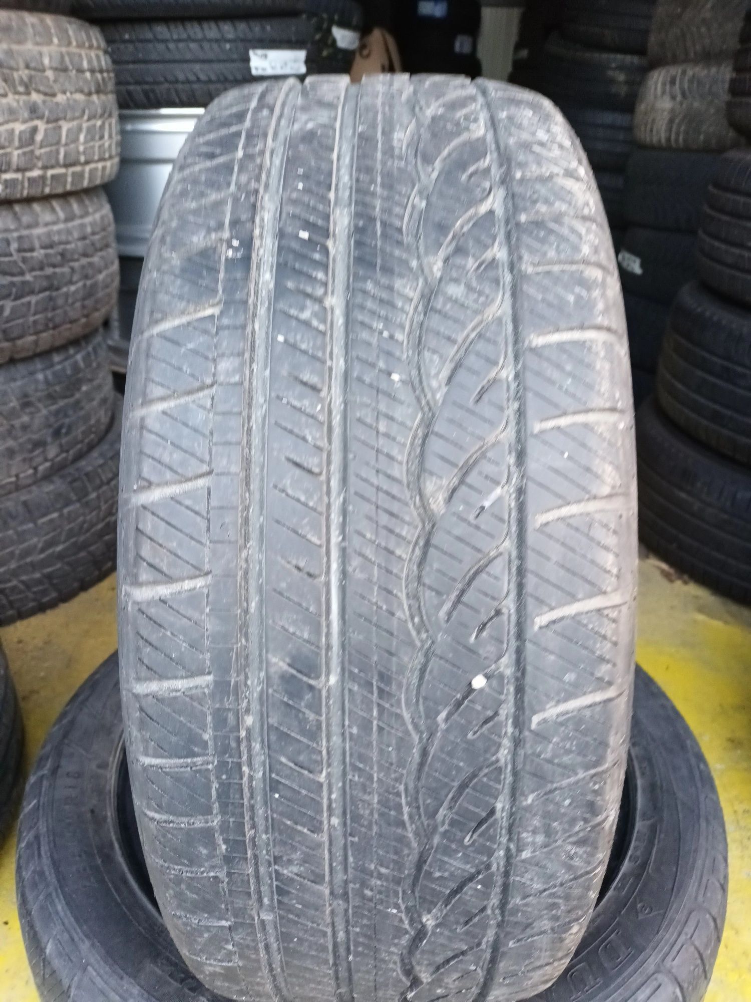 235 50 R 18 DUNLOP ДОТ 3215