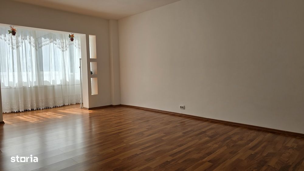 Apartament 4 camere in Deva, zona Dorobanti, et 1
