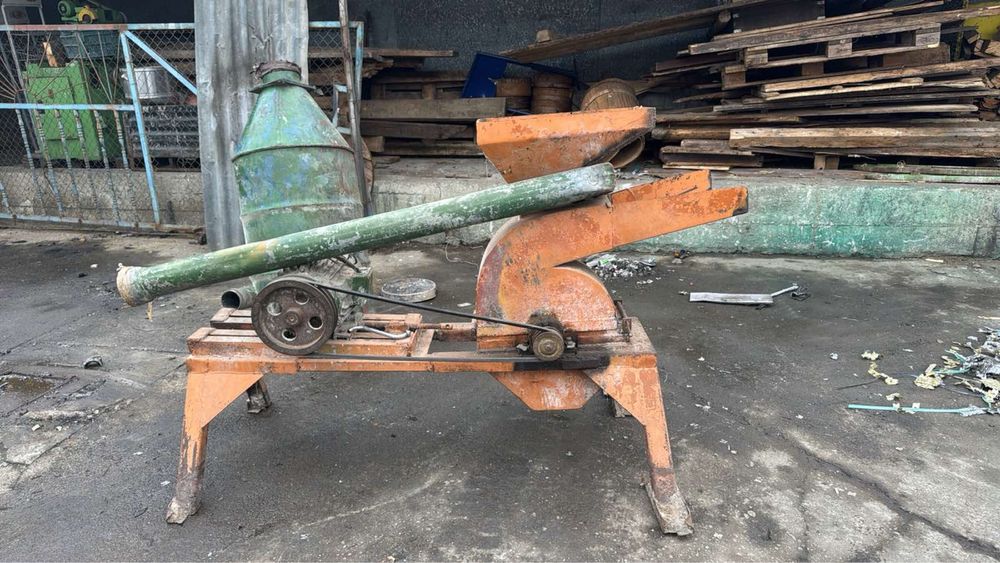 Фуражомелка (работеща)