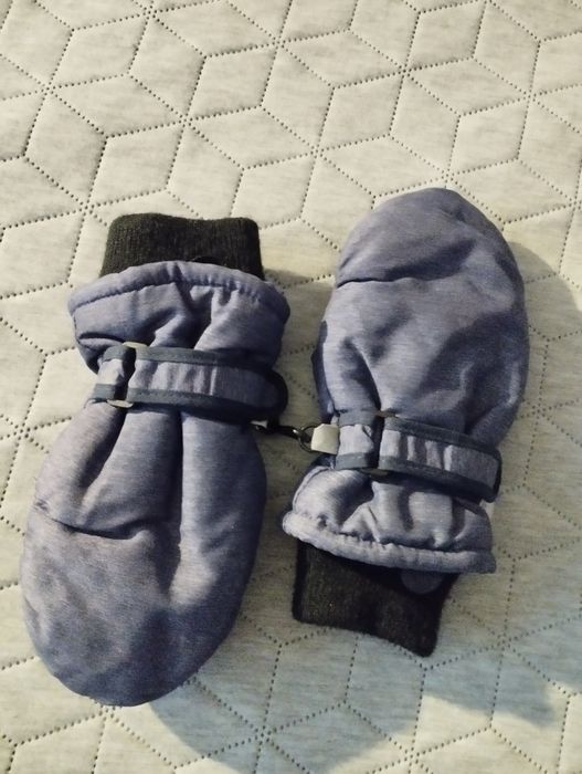 Mănuși pentru copii