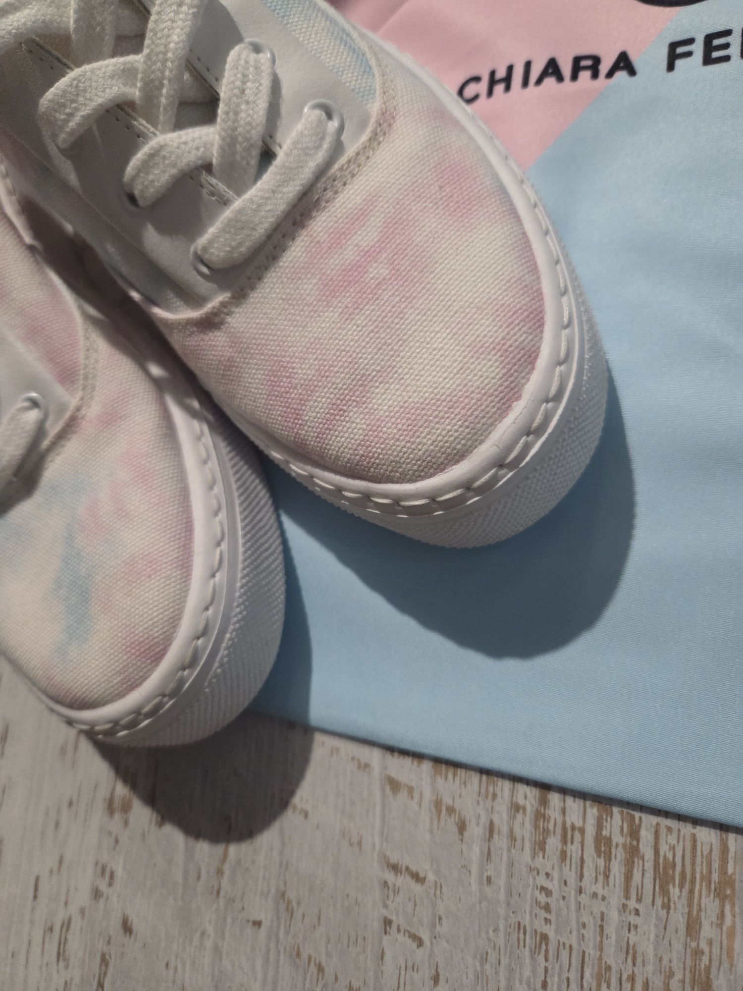 Chiara Ferragni CF2926 Нови Оригинални Номер 39