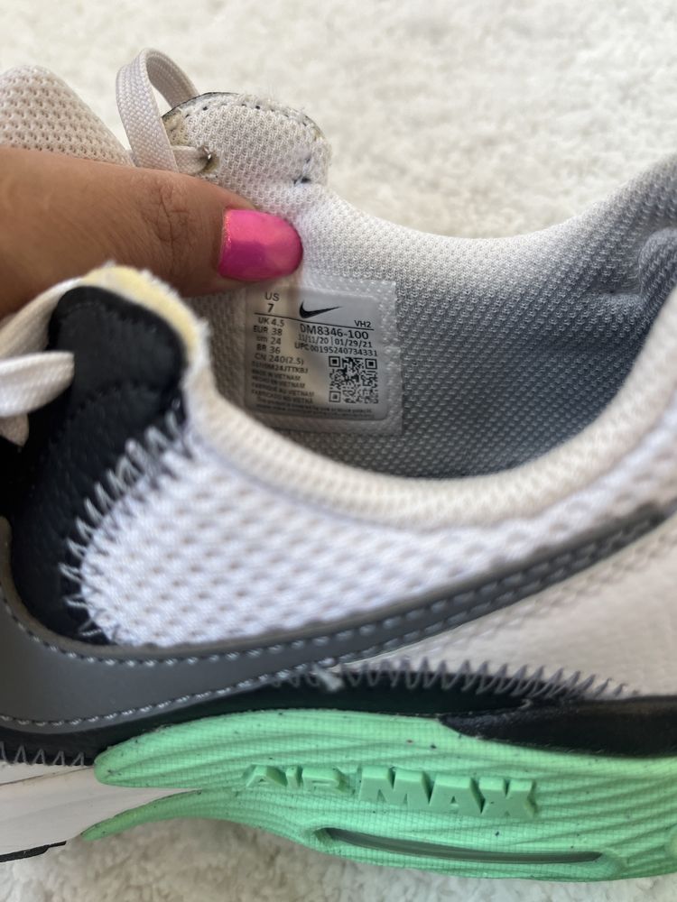 Nike air max дамски маратонки (38) номер