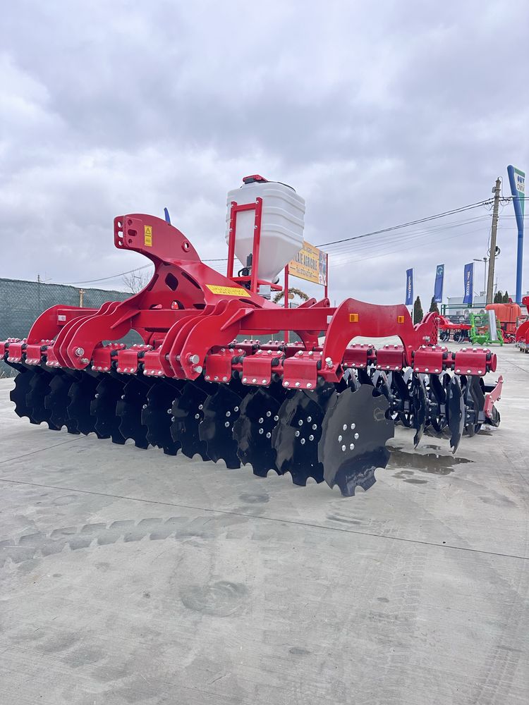 Teradisc 3 m mega , disc agricol cu microgranulator