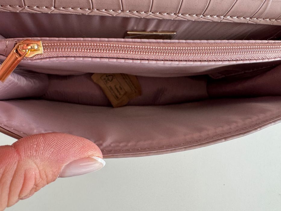 Дамска чанта в цвят пудра Bijou Brigitte