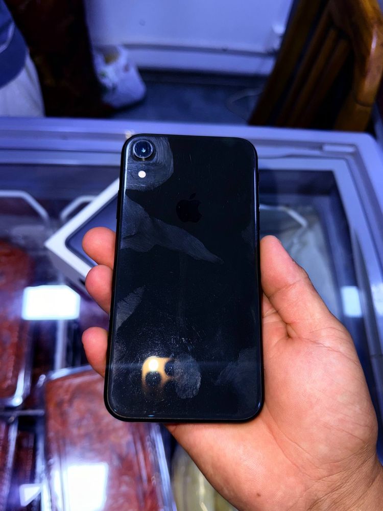 iphone xr 128 GB ideal