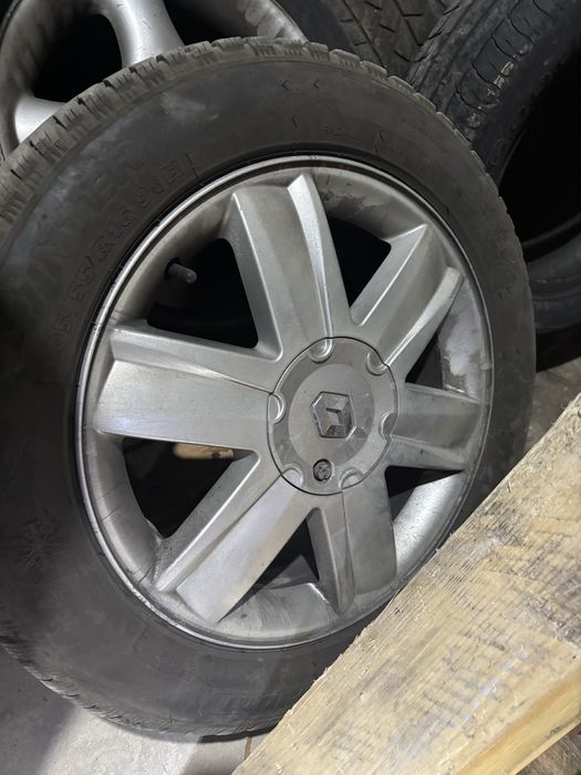 Джанти с зимни гуми за Дачия,Рено