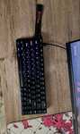 Продам игровую клавиатуру aula win 68he