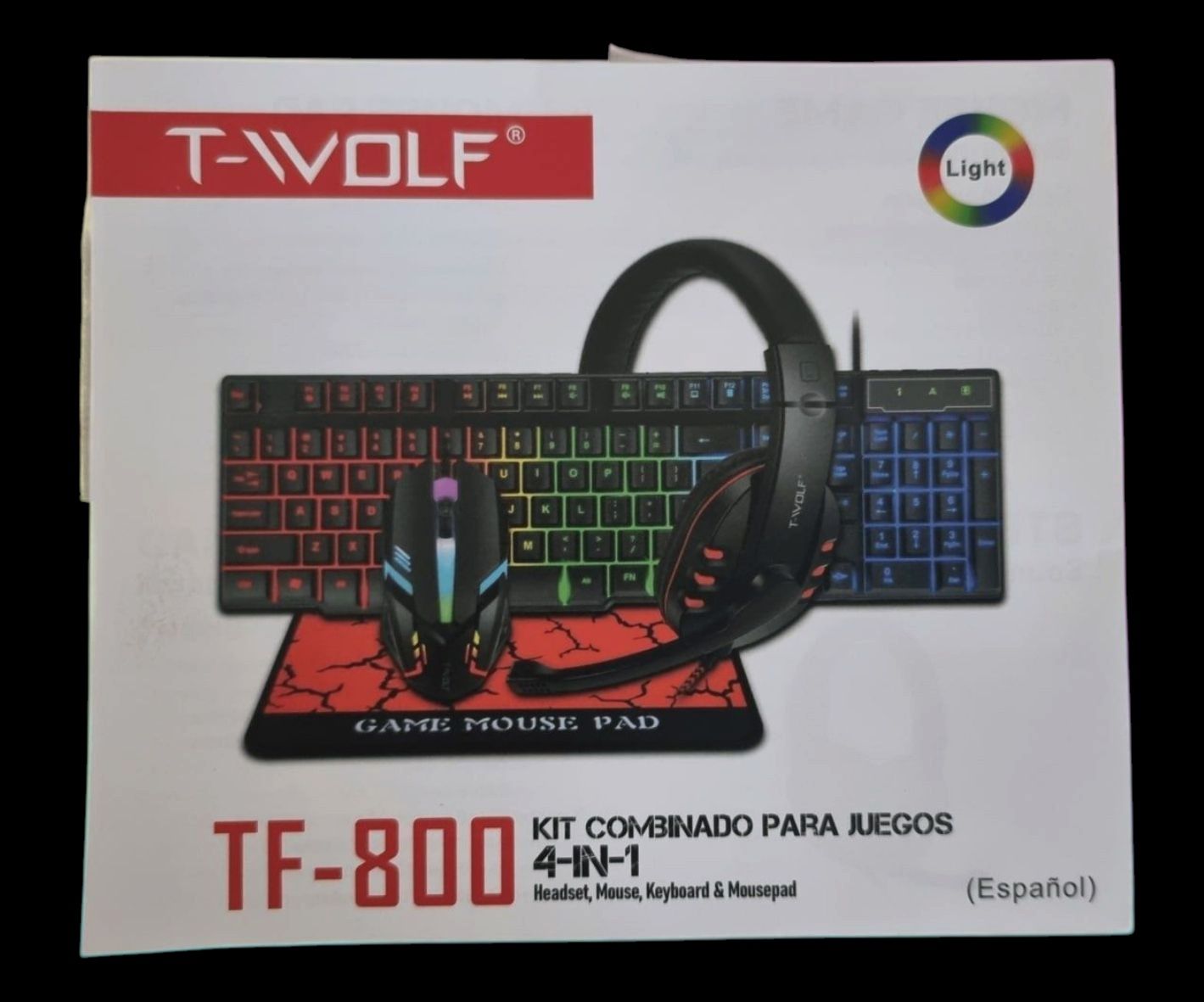 Tastatura Rgb Gaming negru cu leduri nou nout cu cablu.Cadou mousepad-