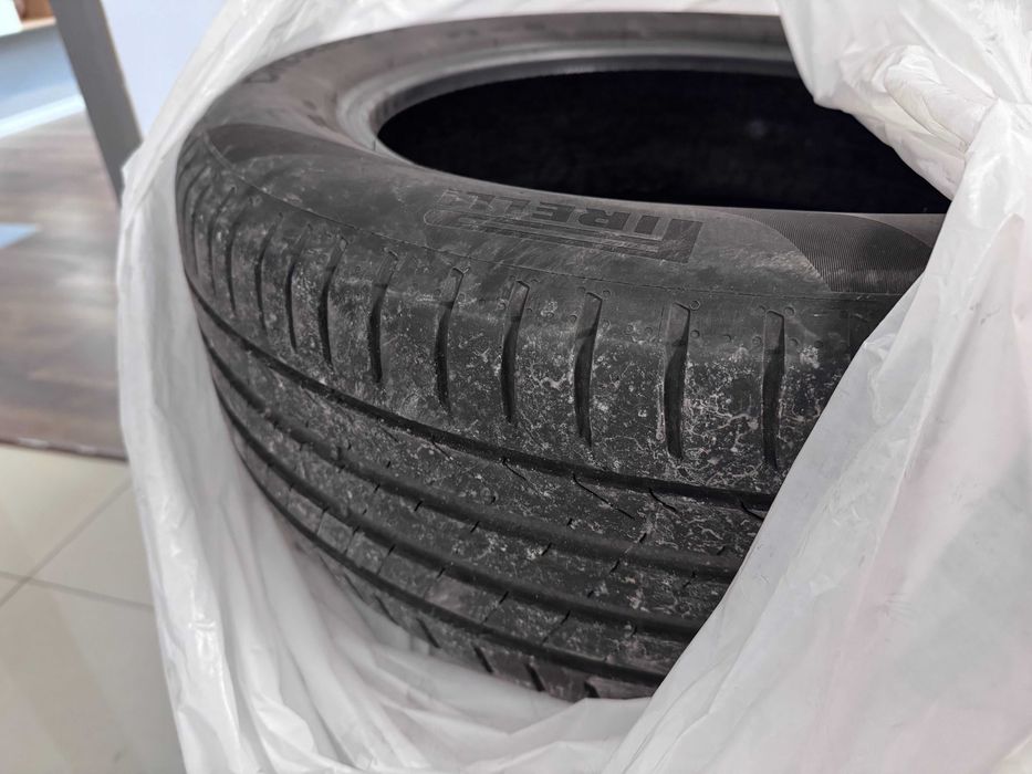 Anvelope vara Pirelli 215 55 R17