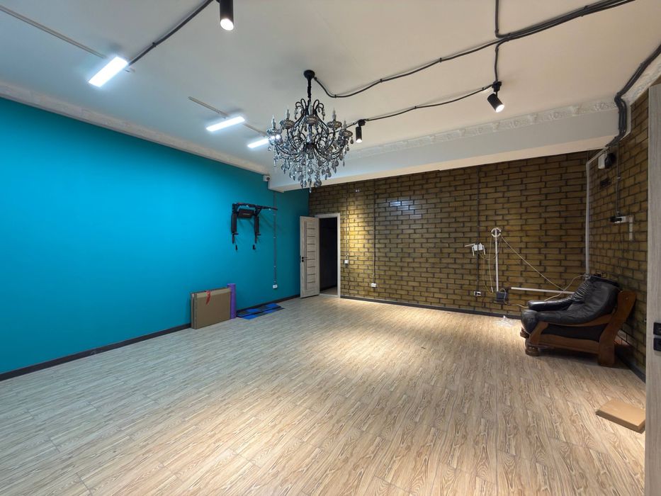 Продается готовый Офис с Евро ремонтом - Цоколь - Алимкент Дубовая