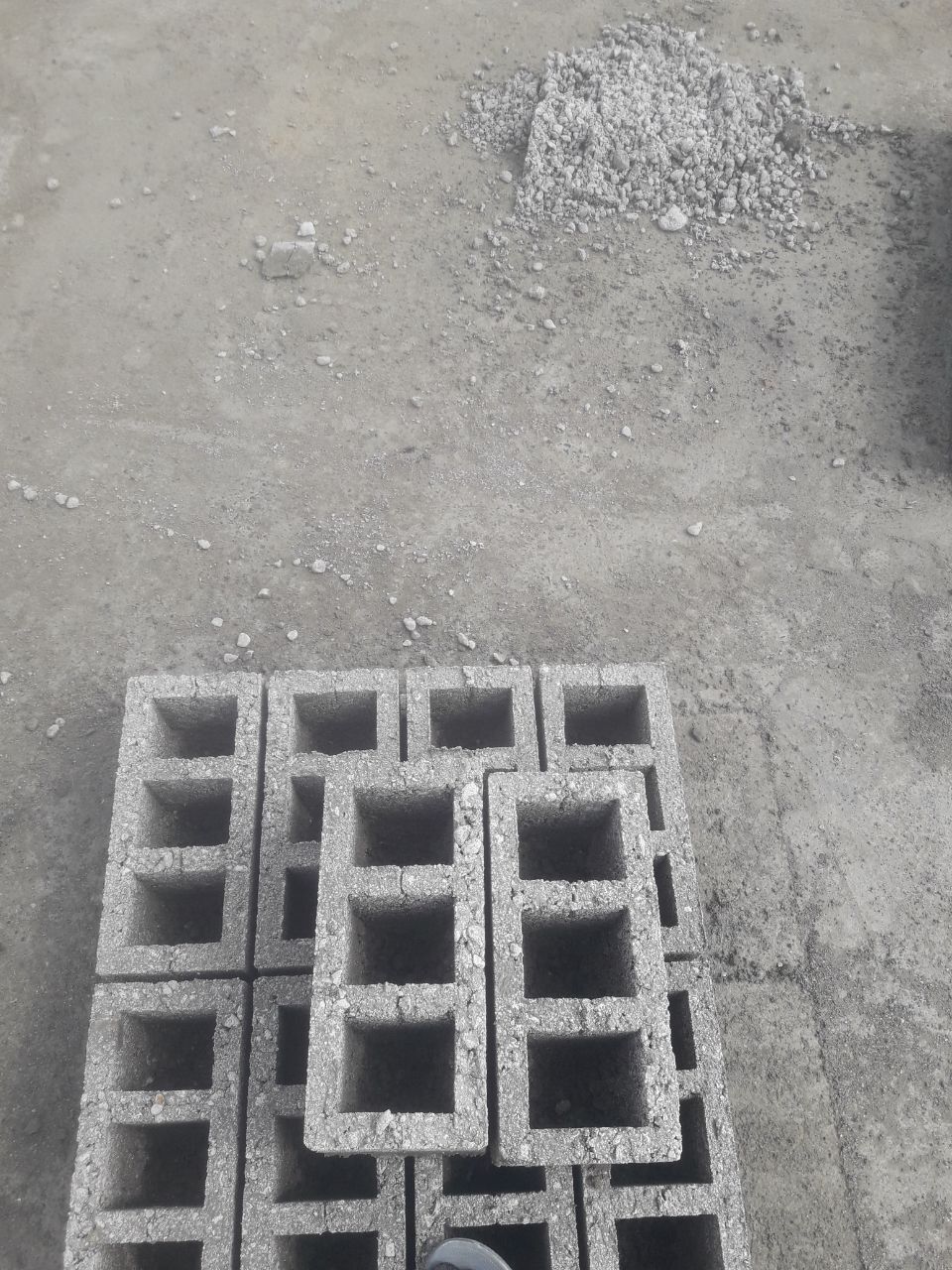 Shlaka blok Jomboy