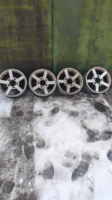 Продам диски R16