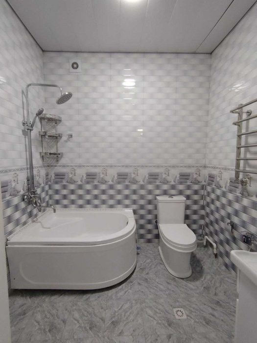 8 хонали 2,2 сотокдан иборат янги тамирланган ховли сотувда