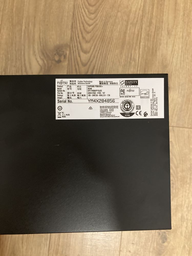 Fujitsu Esprimo i5 Gen 6 ; SSD 256 GB 2 TB HDD