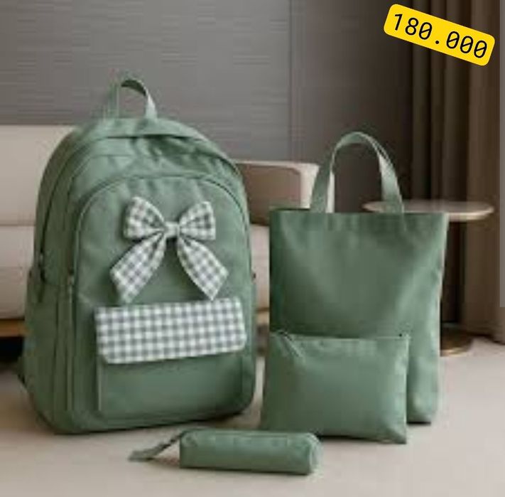 Рюкзак для девочек и мальчиков