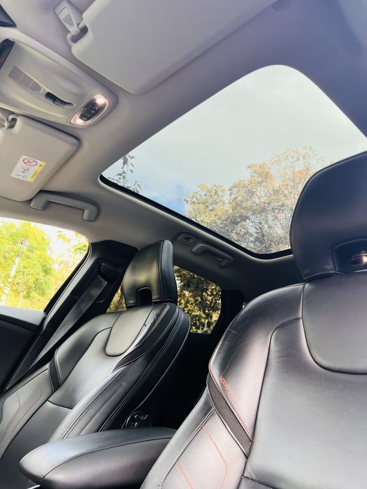 Volvo V40 D2 Momentum 120hp