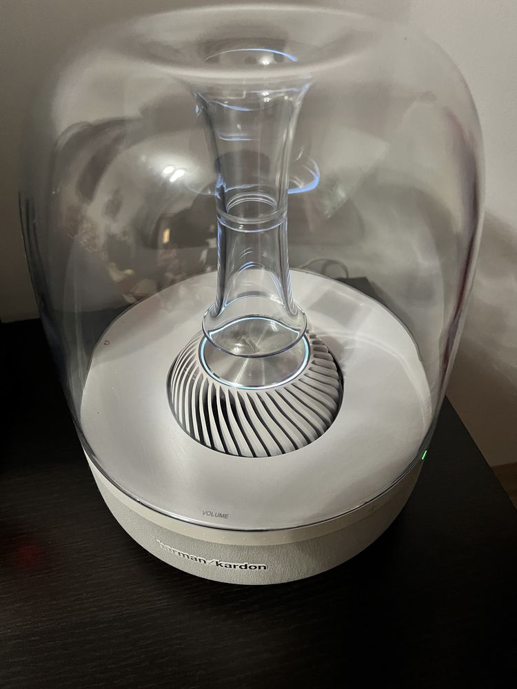 Harman kardon aura  wifi