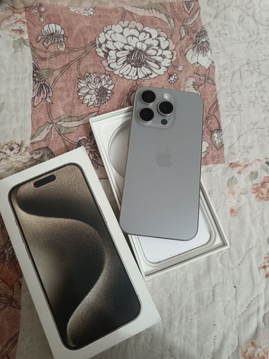 Айфон 15про на 256гига