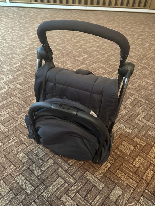 Кольяска Chicco.