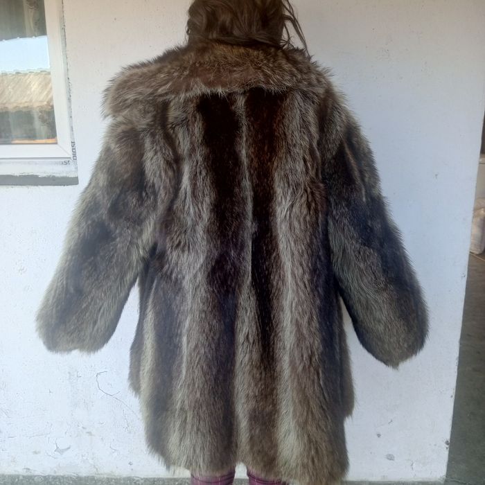 Haina din blana naturala