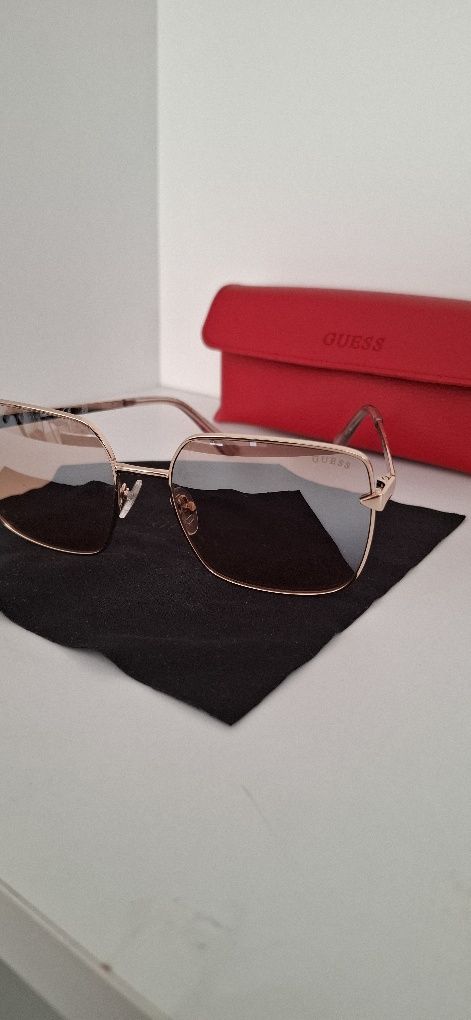 Guess-GU7615 28 U.