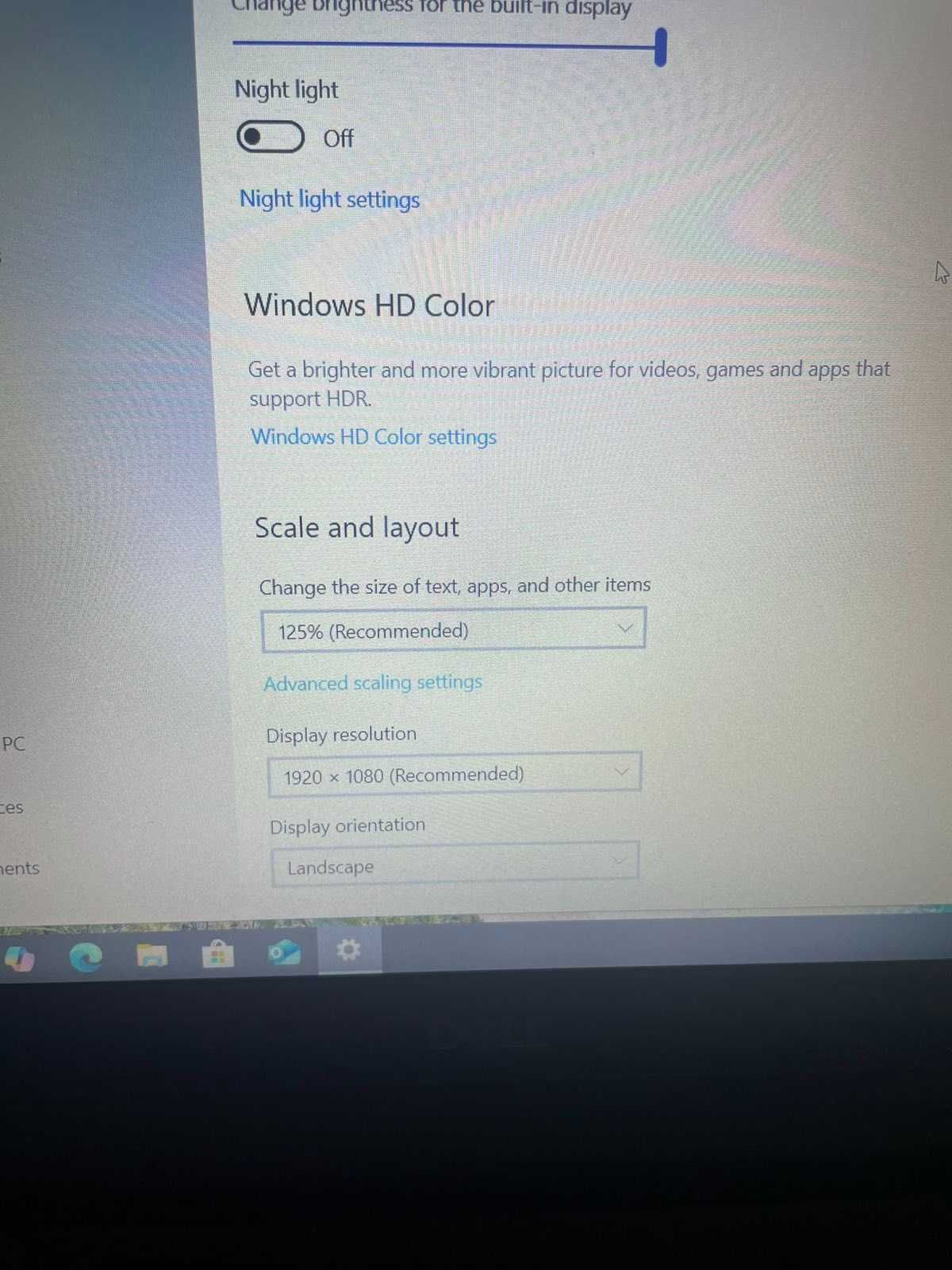 15.6″ FHD Dell Latitude 3500 – i5 8‑мо поколение / 8GB RAM / 256GB SSD