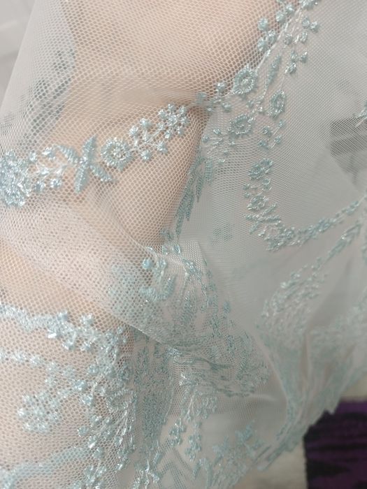 Продается тюль со шторами