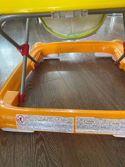 Проходилка Chicco circus