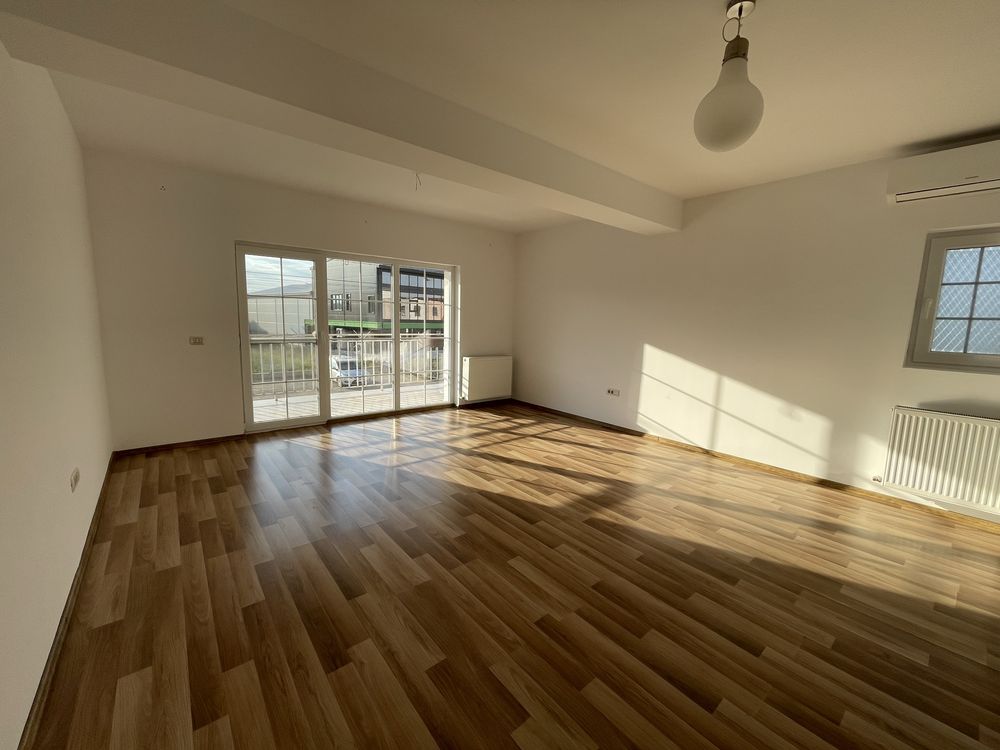 Apartament cu 3 camere si 160mp teren in proprietate Dumbravita