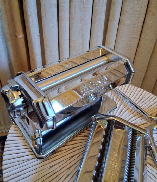 Mașină Imperia inox de făcut tăieței.