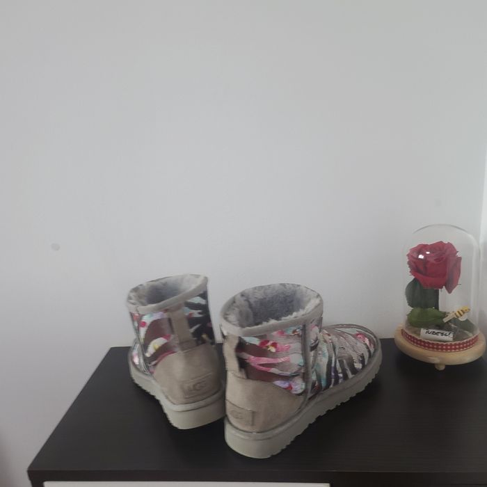 Ghete dama UGG Gri
