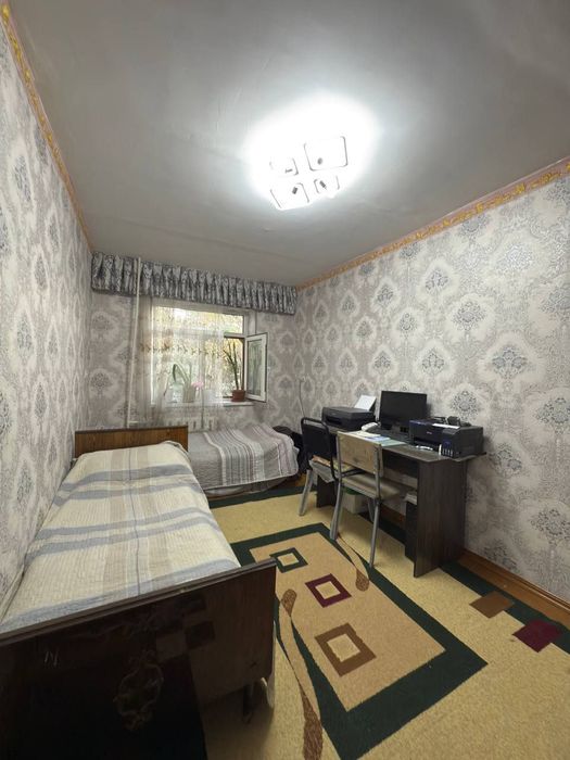 4 xonali uy sotiladi remontlari bilan