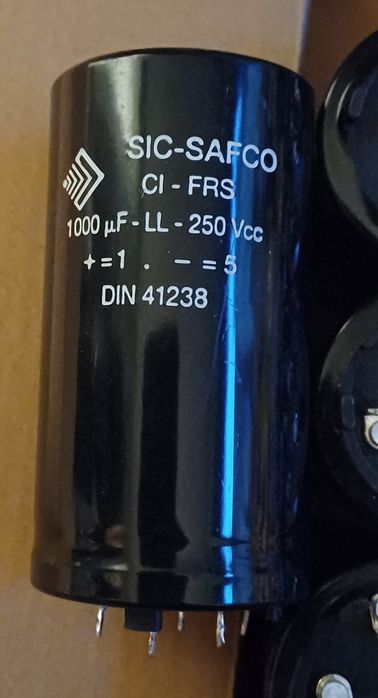 Lot mare condensator putere industrial 10000uf 470uf 1000uf