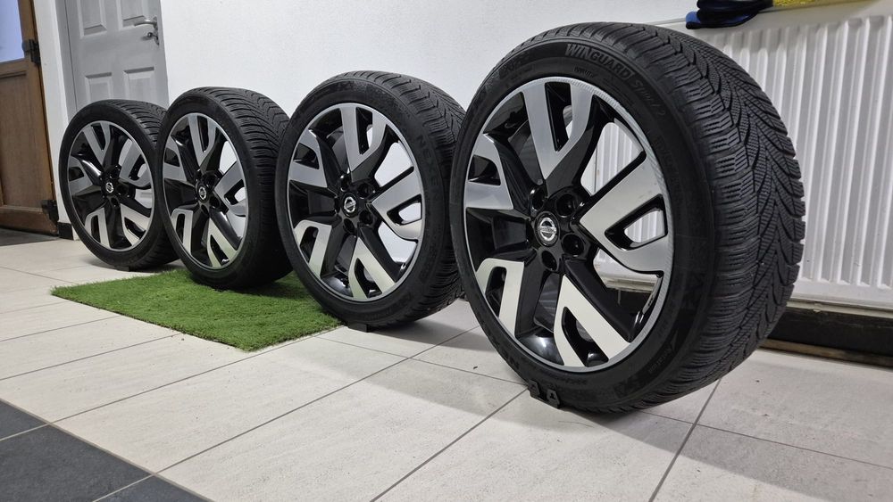 Jante 5×114,3 R18 originale Nissan Qashqai cu anvelope 225/45/18 Iarna