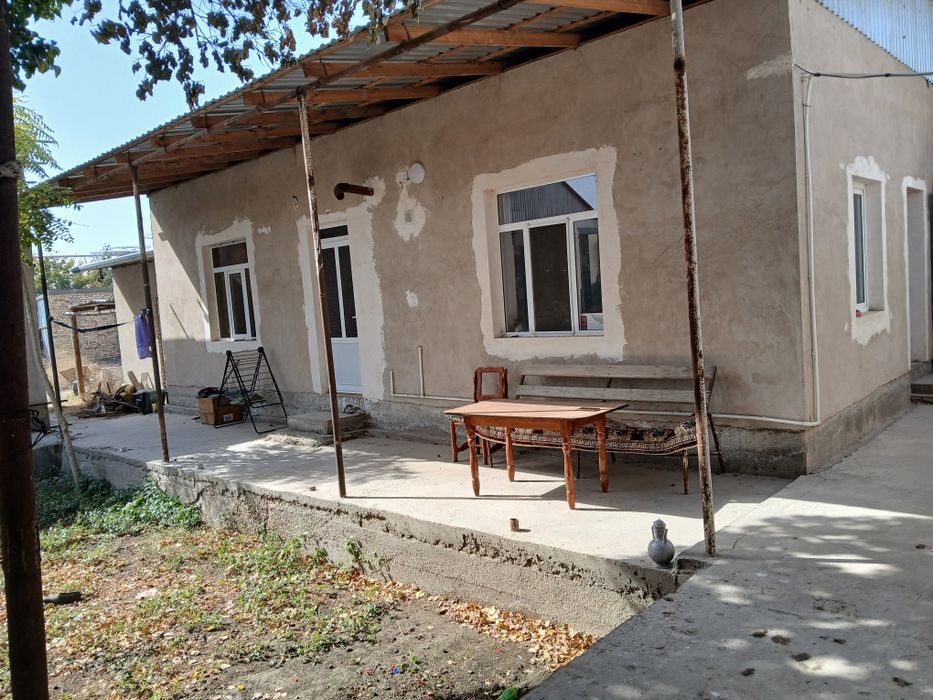 Uchastka sotiladi